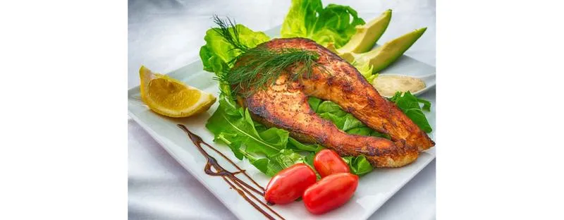 Wybór świeżej ryby do pieczenia